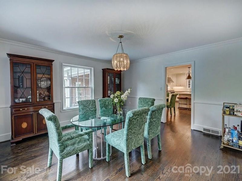 2018 S Wendover Rd, Charlotte, NC 28211