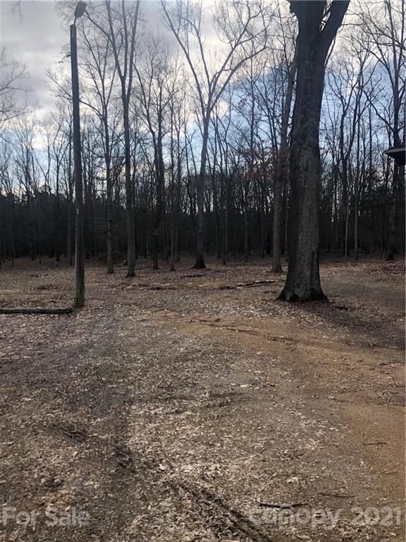 2102 Independence Sq, Kannapolis, NC 28081