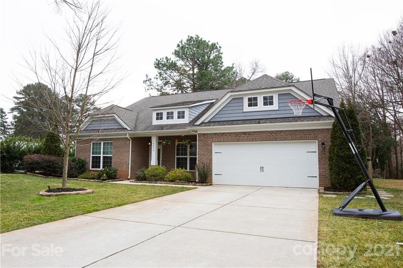 4210 Stacy Blvd, Charlotte, NC 28209