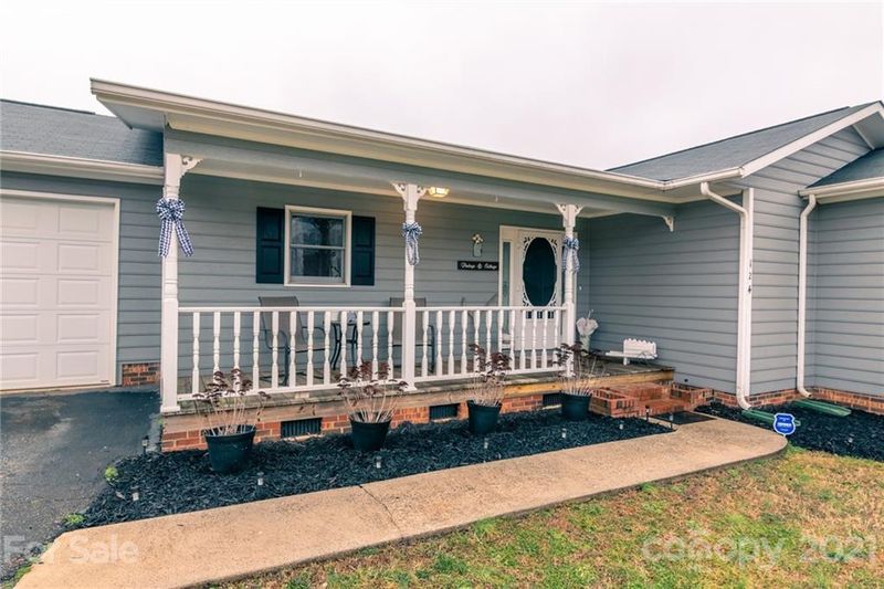 124 Sara Ln, Statesville, NC 28625
