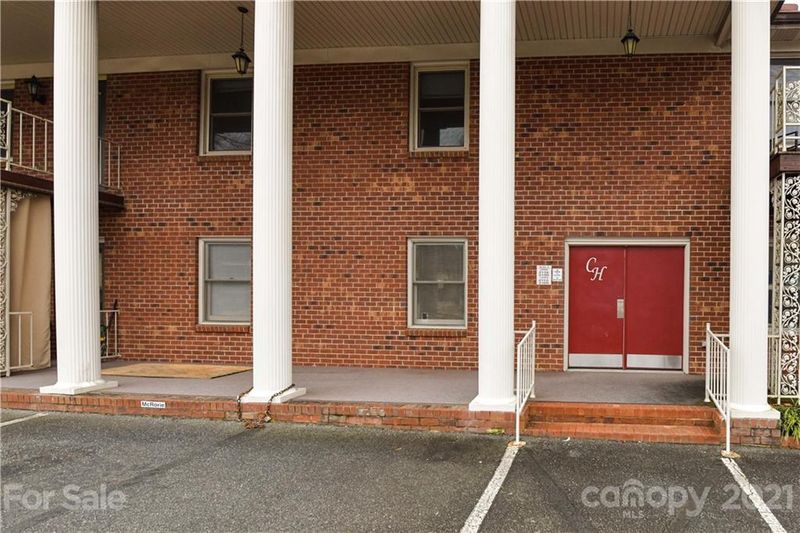 2112 S Main St, Kannapolis, NC 28081