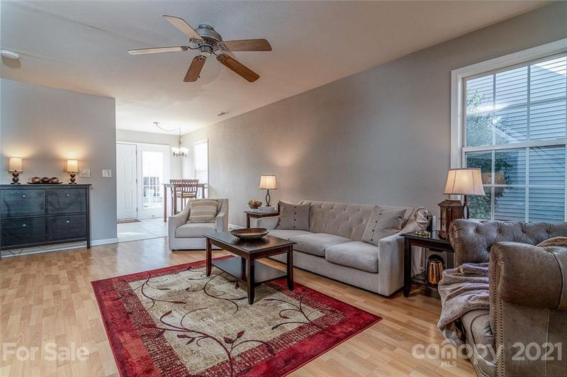 11247 Heritage Green Dr, Cornelius, NC 28031