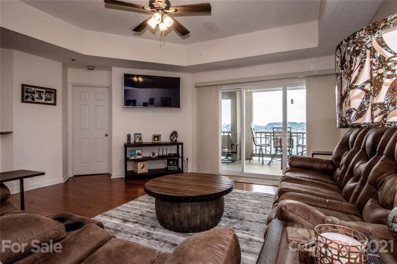 18621 Vineyard Point Ln, Cornelius, NC 28031