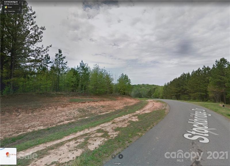 5155 Stockbridge Dr, Mount Holly, NC 28120