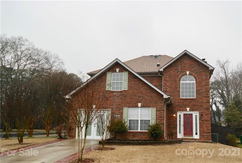 7001 Brighton Brook Dr, Charlotte, NC 28212