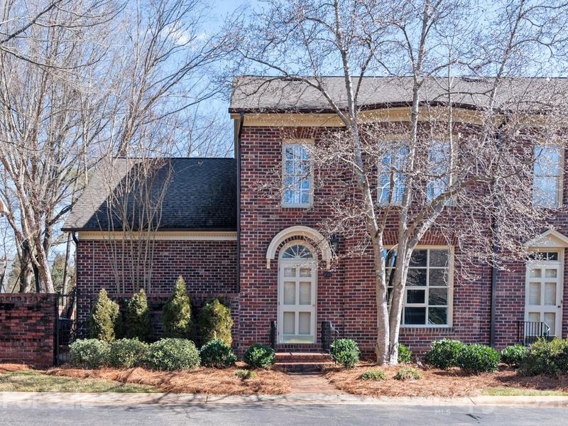 4507 Columbine Ct, Charlotte, NC 28226