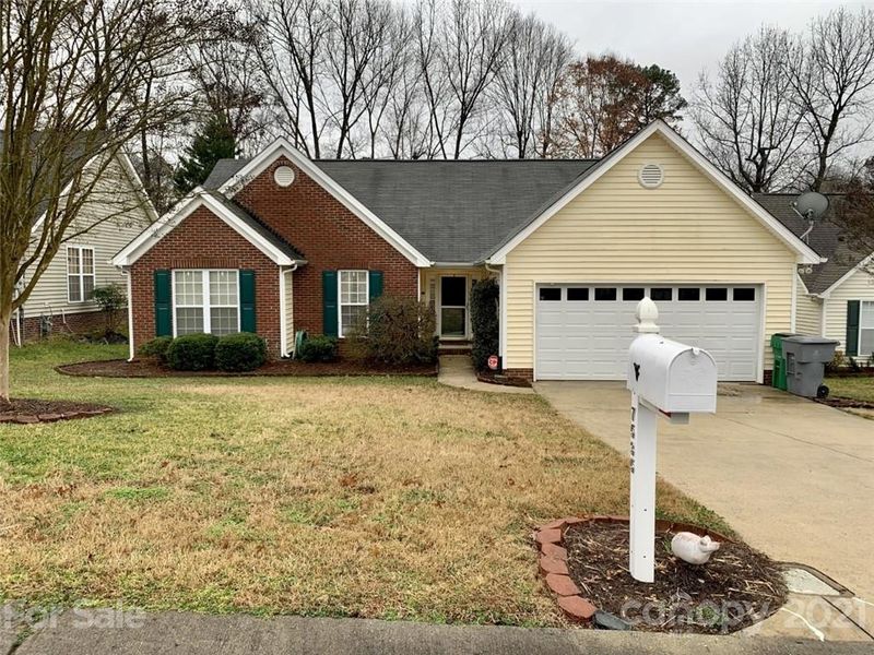 7535 Shadowstone Dr, Charlotte, NC 28270