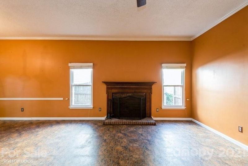 12001 Dolomite Dr, Pineville, NC 28134