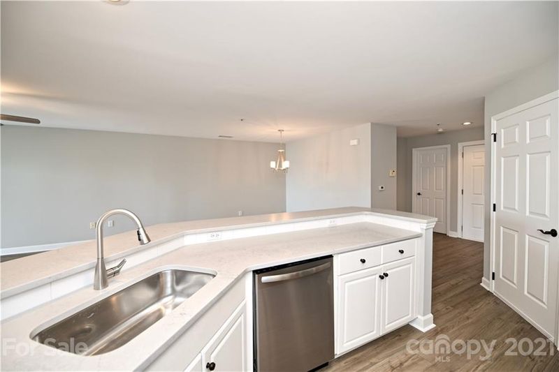 17810 Half Moon Ln #E, Cornelius, NC 28031