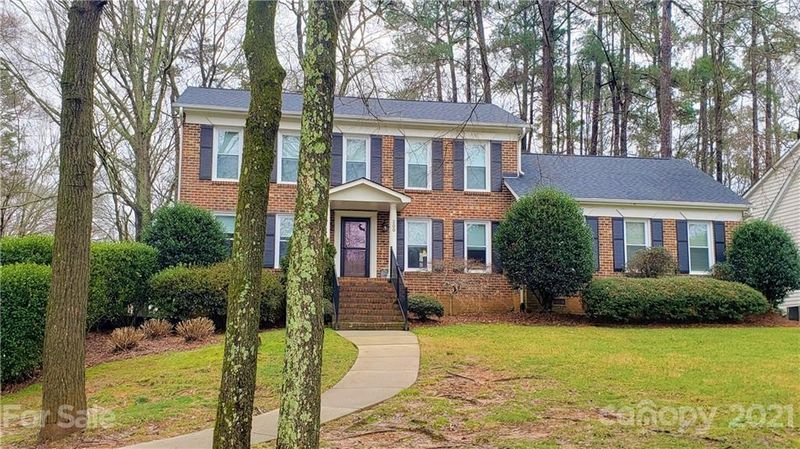 200 Sardis Grove Ln, Matthews, NC 28105