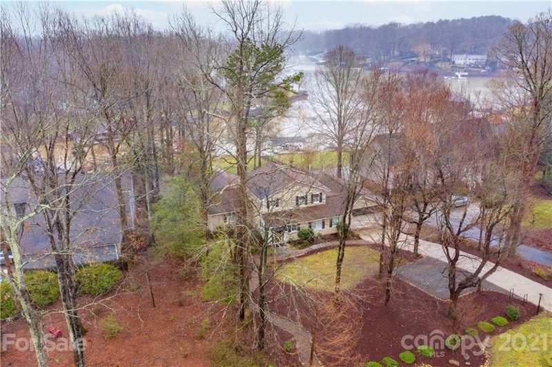 8128 Blades Trl, Denver, NC 28037