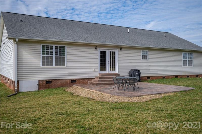 2490 Mintew Cir, Lincolnton, NC 28092
