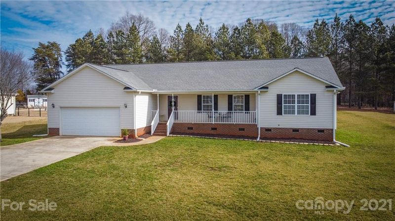 2490 Mintew Cir, Lincolnton, NC 28092