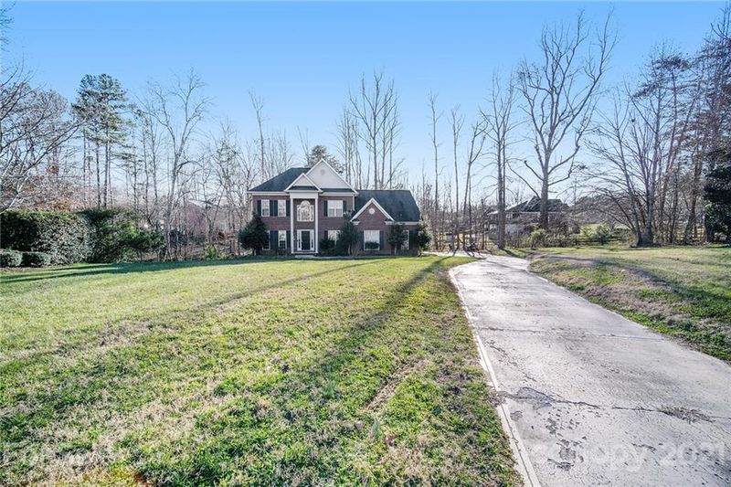 9801 Wesleyan Ct, Mint Hill, NC 28227