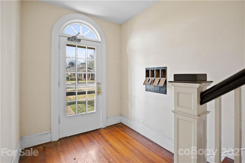 2147 Park Rd, Charlotte, NC 28203