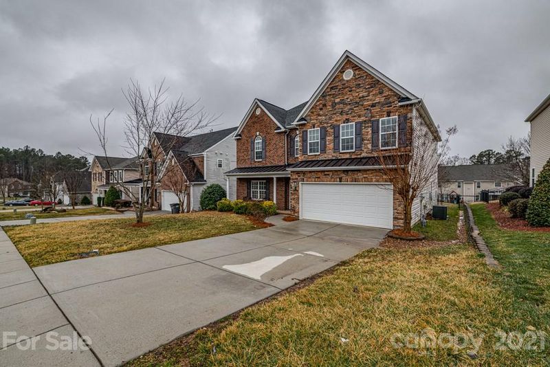2271 Laurens Dr, Concord, NC 28027