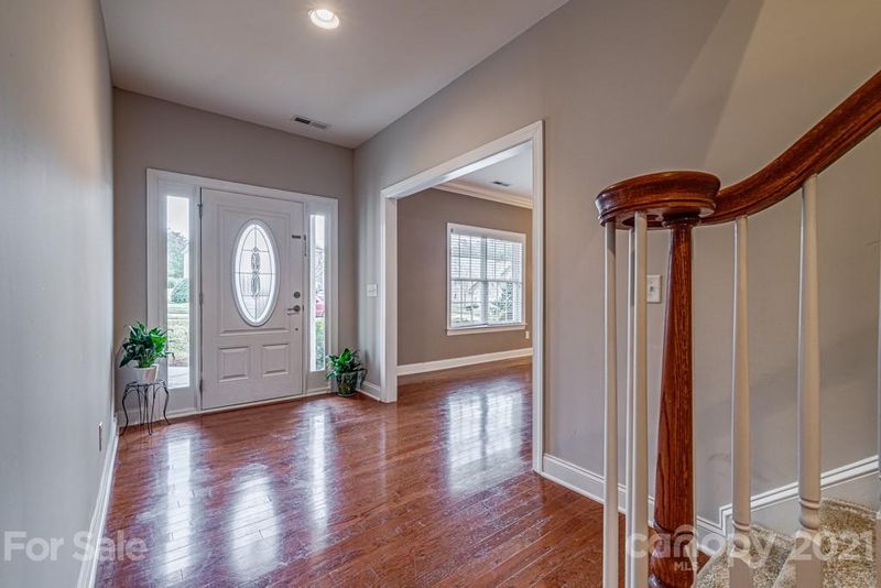 2271 Laurens Dr, Concord, NC 28027