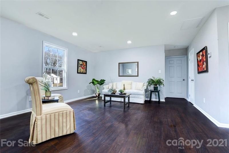 1204 Chronicle Ave, Gastonia, NC 28052