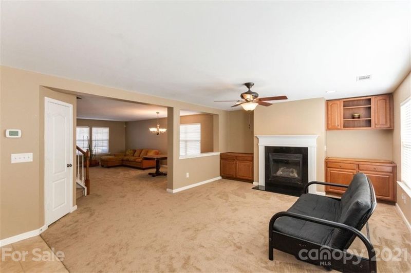 6520 Prosperity Commons Dr, Charlotte, NC 28269