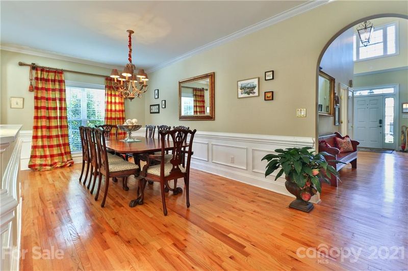 10605 Andiron Dr, Matthews, NC 28105