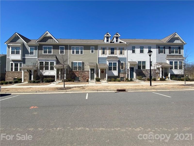 9120 Ainslie Downs St, Charlotte, NC 28273