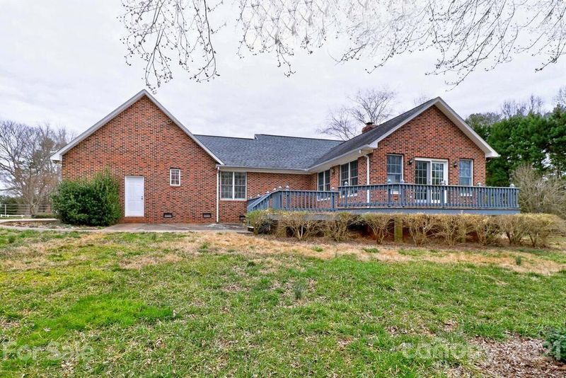 6140 Old Plank Rd, Iron Station, NC 28080