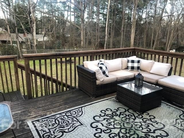 2014 Townview Dr, Kannapolis, NC 28081