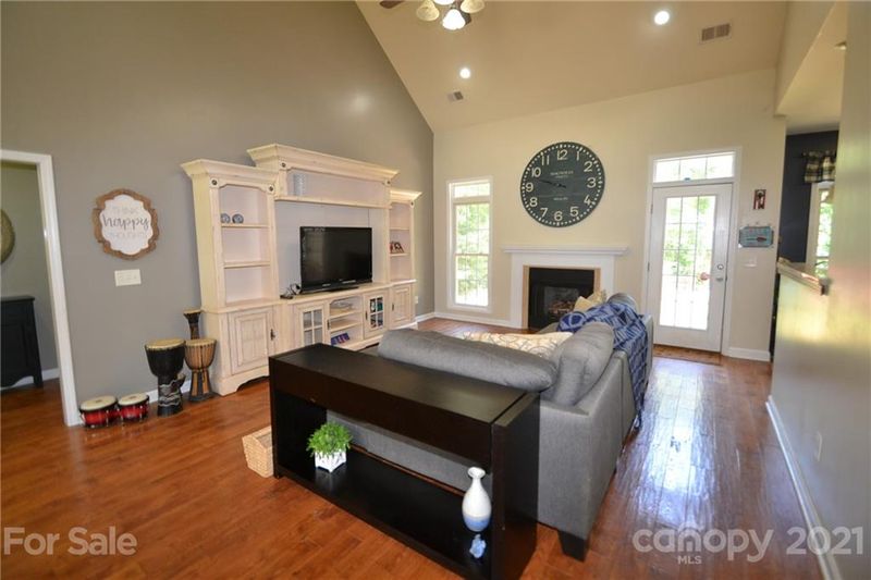 5757 Cedar Run Dr, Denver, NC 28037