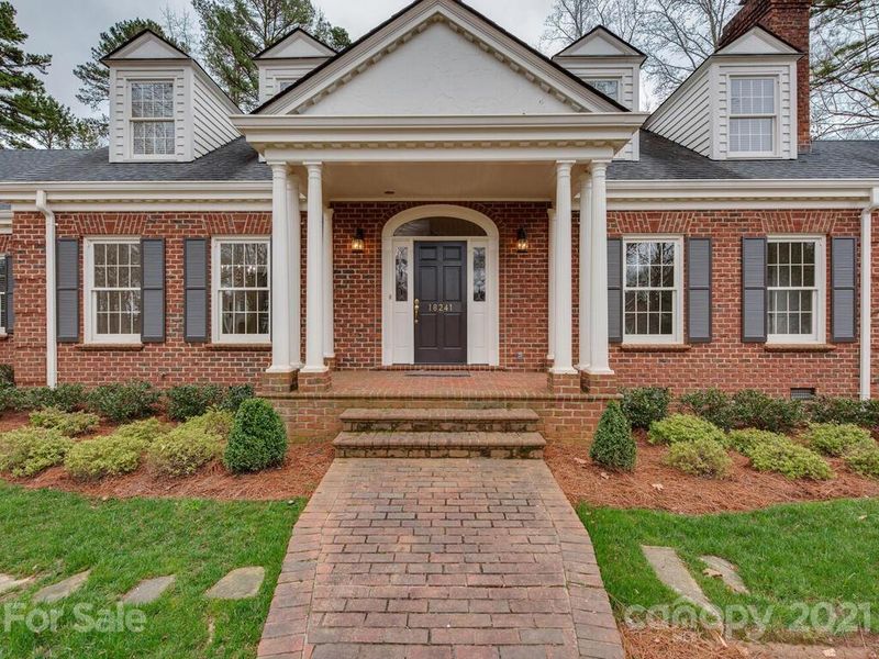 18241 River Ford Dr, Davidson, NC 28036
