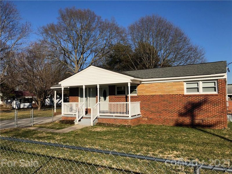 500 N Miller Ave, Statesville, NC 28677