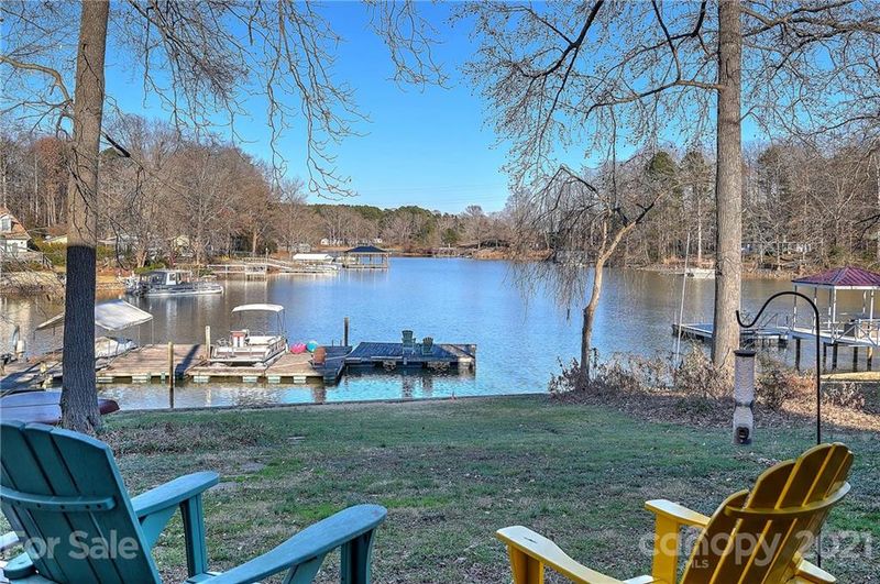 7196 Executive Cir, Denver, NC 28037