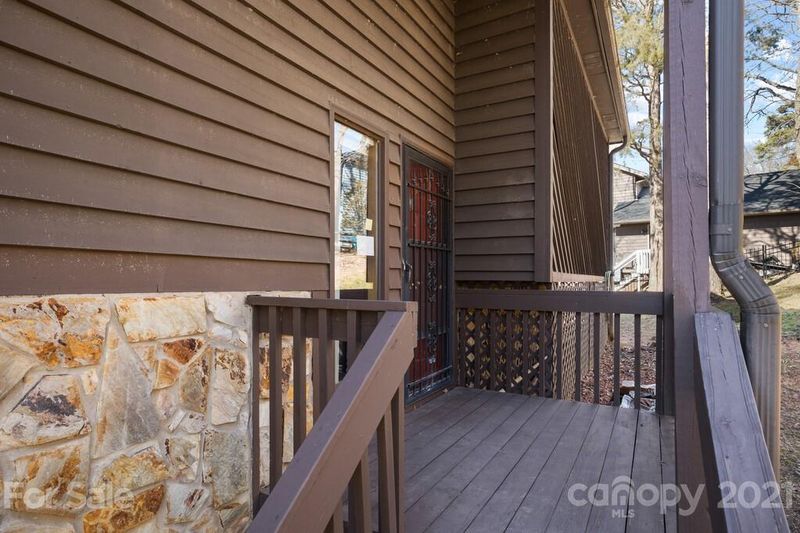 4020 Windward Dr, Tega Cay, SC 29708
