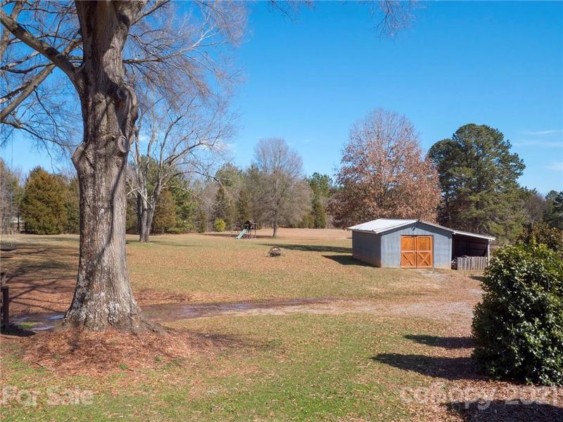 722 Odell School Rd, Concord, NC 28027