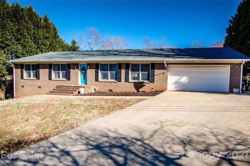 224 Wesley St, Troutman, NC 28166