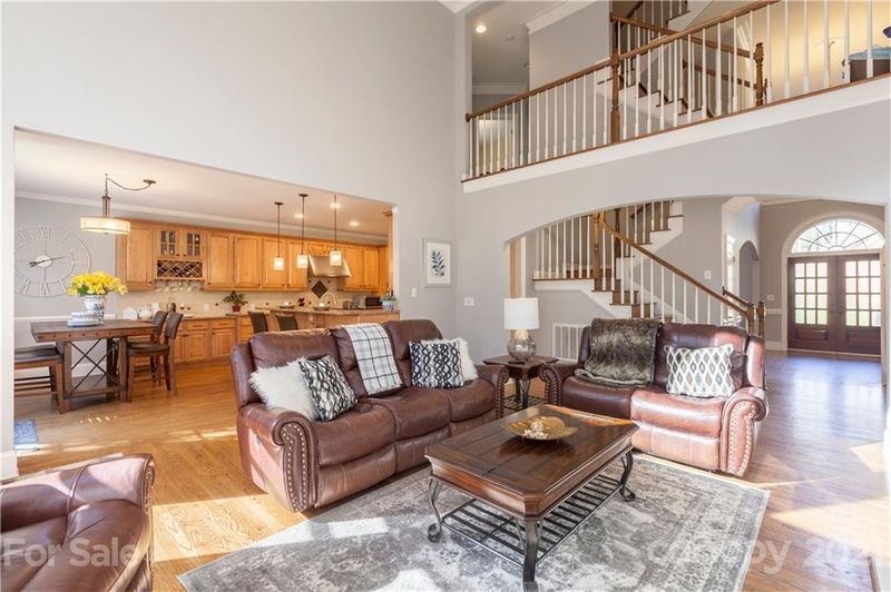 7106 Stonehaven Dr, Waxhaw, NC 28173