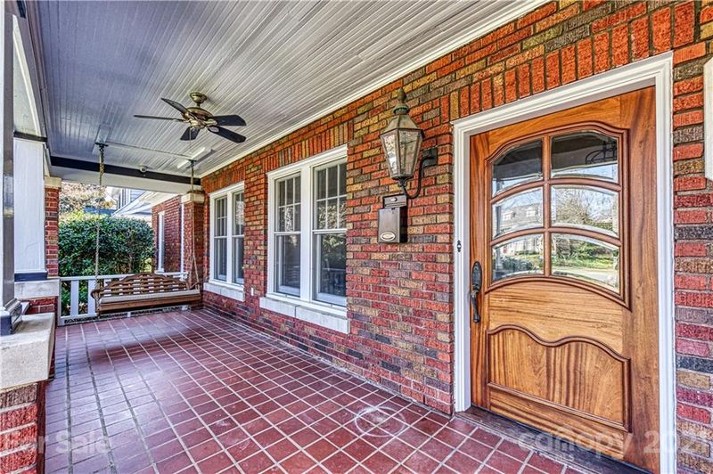 2137 Dilworth Rd E, Charlotte, NC 28203