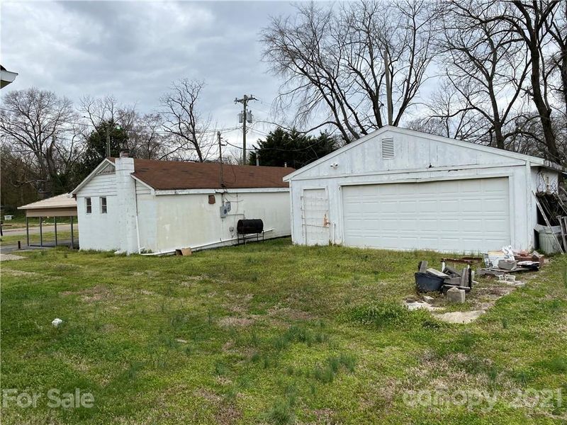 701 E Charlotte Ave, Mount Holly, NC 28120