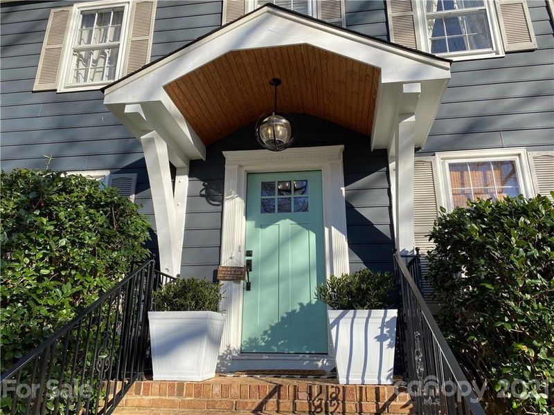 2734 Creekbed Ln, Charlotte, NC 28210