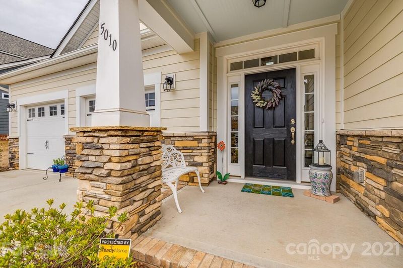5010 Henshaw Rd, Waxhaw, NC 28173