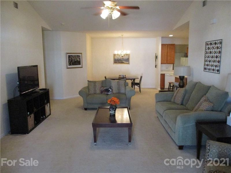 6811 Cinnamon Cir, Mint Hill, NC 28227