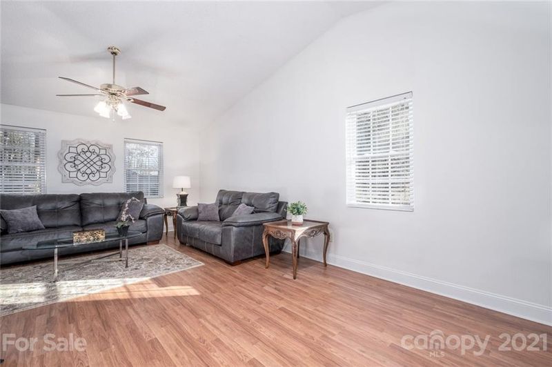 8863 Brandon Cir, Concord, NC 28025