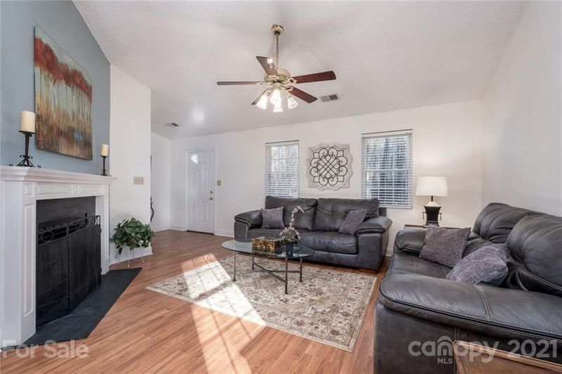 8863 Brandon Cir, Concord, NC 28025