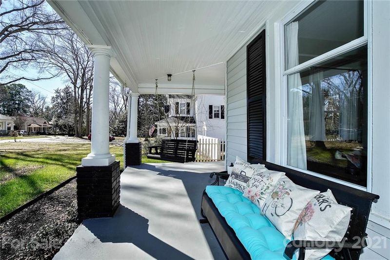 15 Wright Ave, York, SC 29745