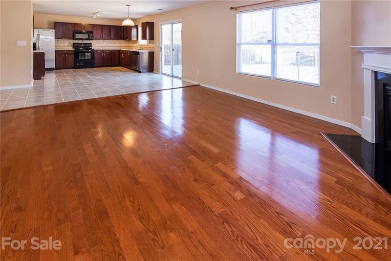 9542 Bayview Pw, Charlotte, NC 28216