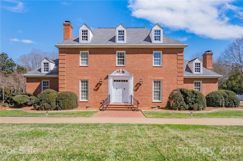 2044 Eakle Dr, Rock Hill, SC 29732