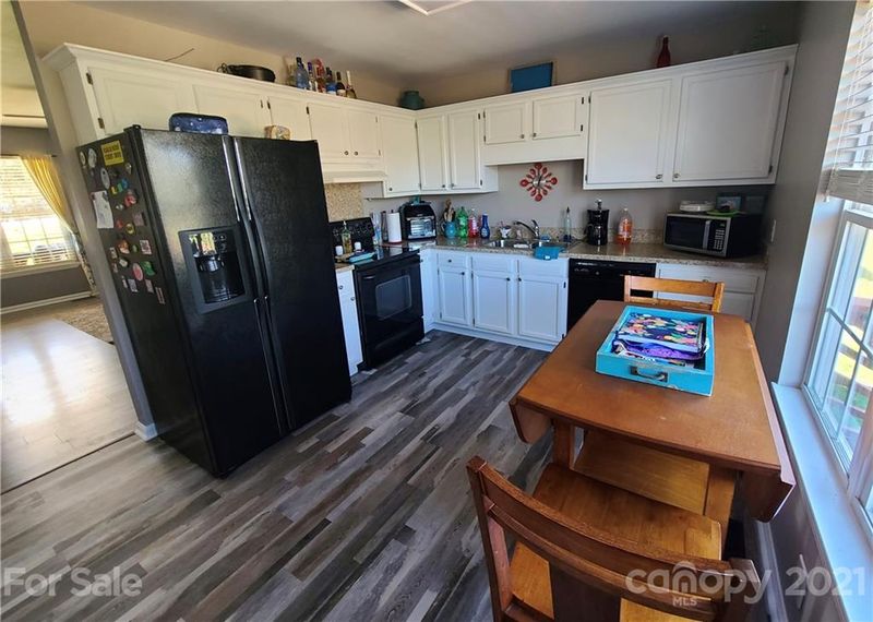 212 Stonecrest Cir, Concord, NC 28027