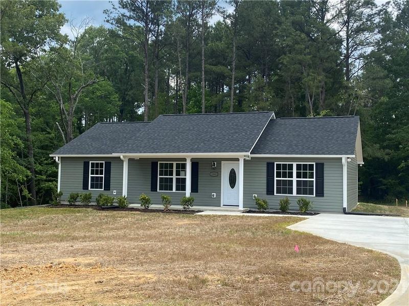 1008 Westminister Dr, Lancaster, SC 29720