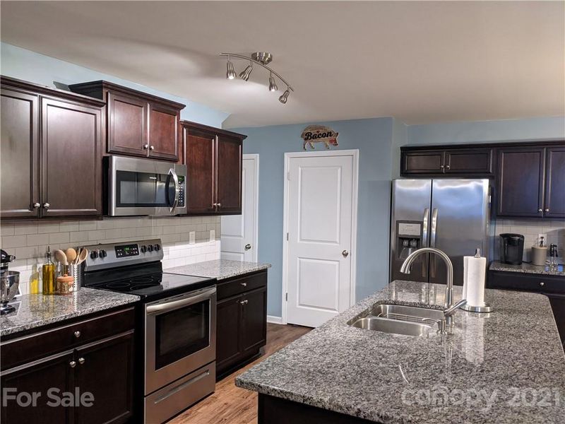 4300 Long Arrow Dr #286, Concord, NC 28025