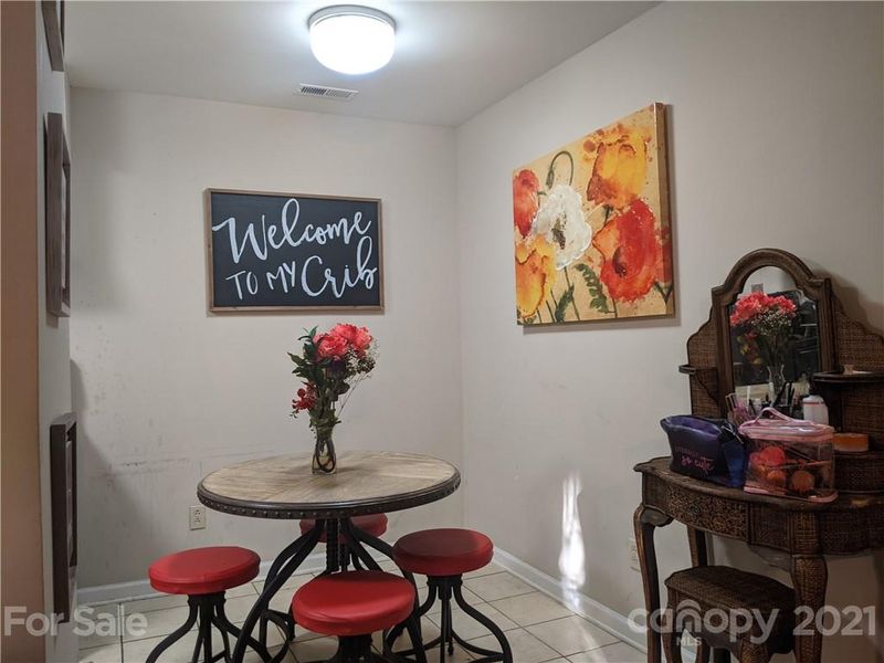 9601 Vinca Cir #G, Charlotte, NC 28213