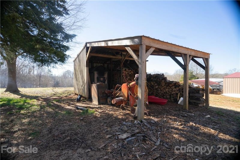 415 Rash Rd, Olin, NC 28660